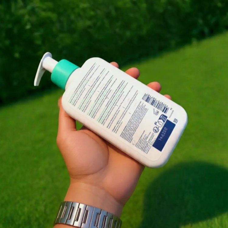 Clearer Skin, Happier You.The CeraVe Blemish Control Cleanser is a dermatologist-developed foaming gel that targets breakouts without drying out your skin. Formulated to unclog pores, remove excess oil, and calm blemishes while keeping your skin barrier healthy. Perfect for daily use.